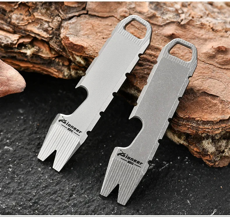Mini Titanium Alloy Crowbar Opener EDC Hanging Tool