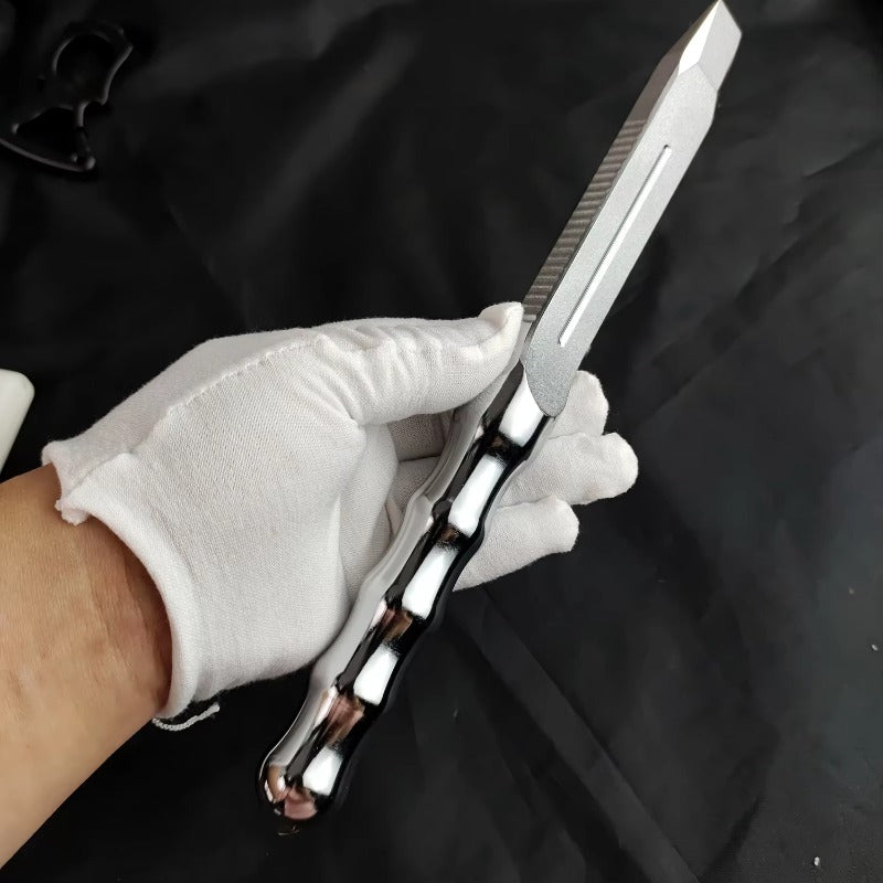 Grip Pro Emergency Pry Bar EDC Tool