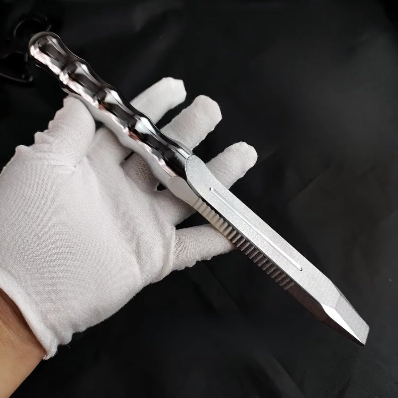 Grip Pro Emergency Pry Bar EDC Tool